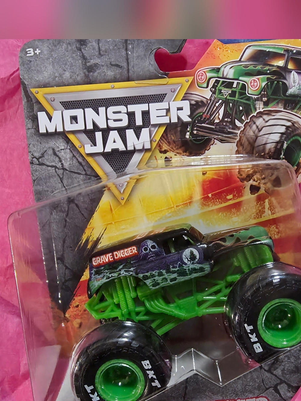 Monster Jam Grave Digger Die-Cast Monster Truck – Green/Black